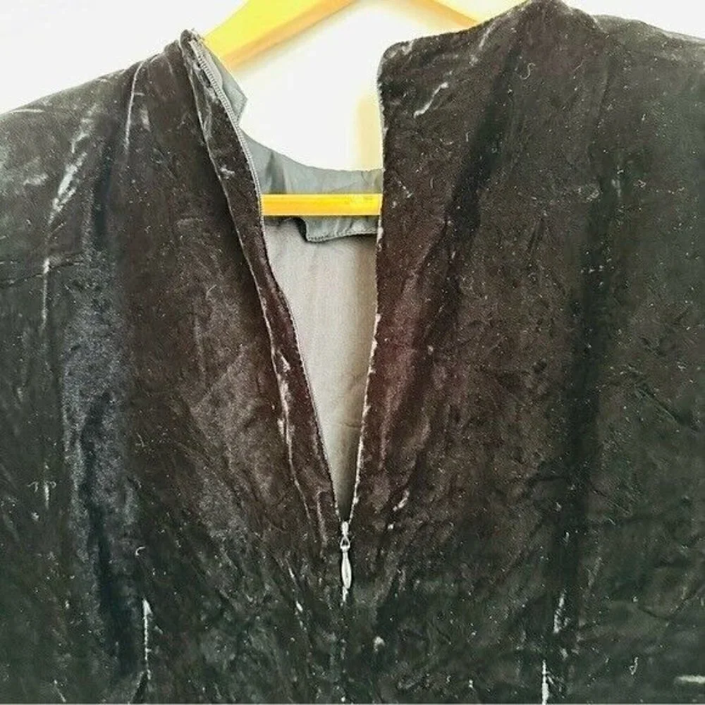 VTG Maggy London 90's Black and White Floral Long Sleeve Velvet Dress Bubble Hem